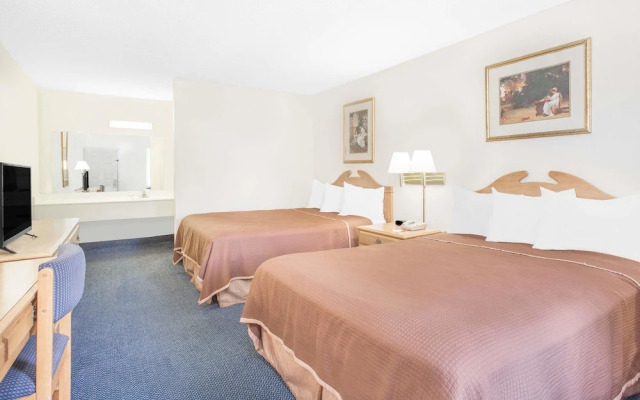 Howard Johnson Express Inn Staunton