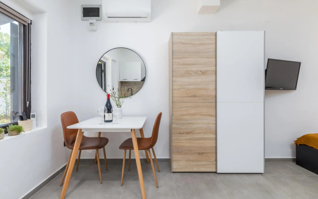 3 minutes from the beach: lovely studio apartment