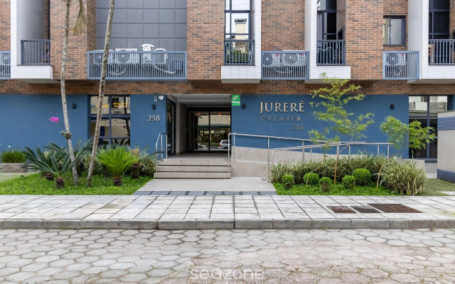Apto moderno prédio novo em Jurerê JPR212