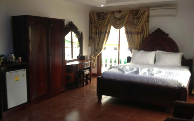Emerald BB Battambang Hotel