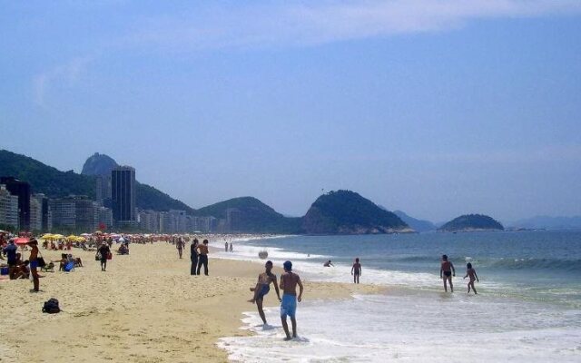 Apartments Almirante Gonçalves