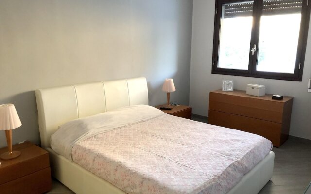 House With 3 Bedrooms In Arenella With Enclosed Garden And Wifi 100 M From The Beach