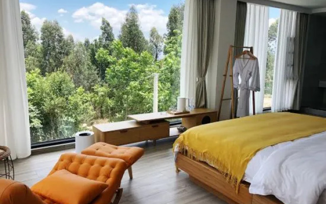 Dali li li wan xiang youth community hostel