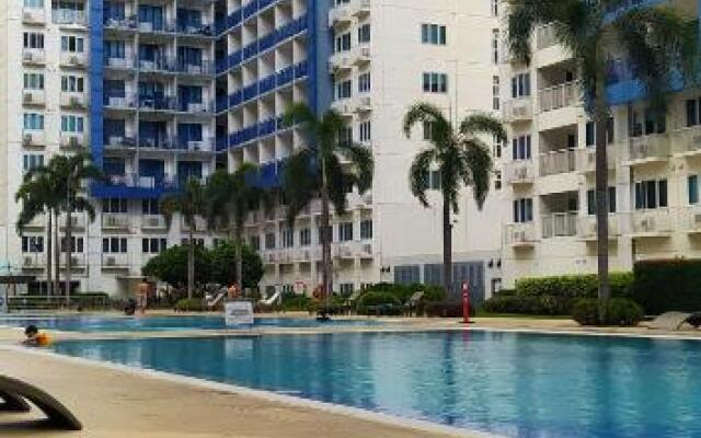 Staycation Sea Residences MOA Jermel