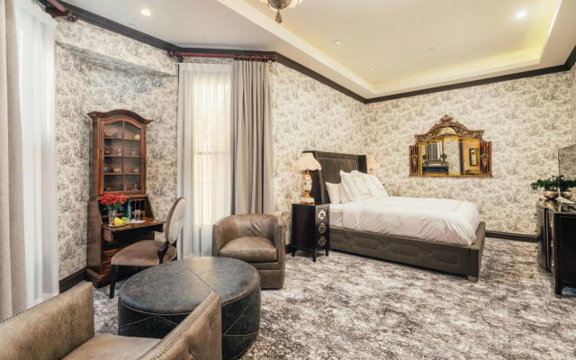 Neighbourgood Sutter Mansion