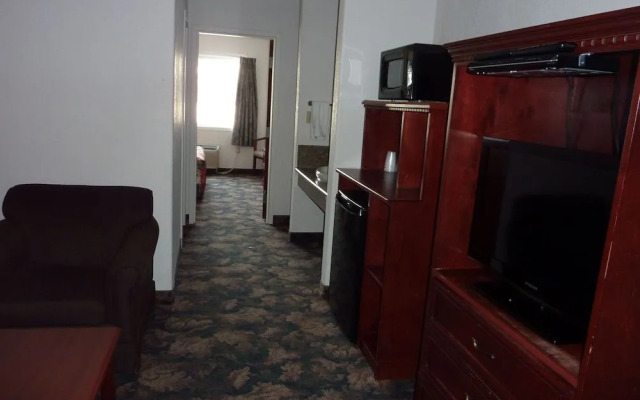 Sunset Inn and Suites