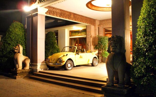 Angkor Land Urban Boutique