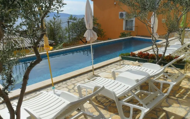 Zlato - With Pool - SA5 Maslina