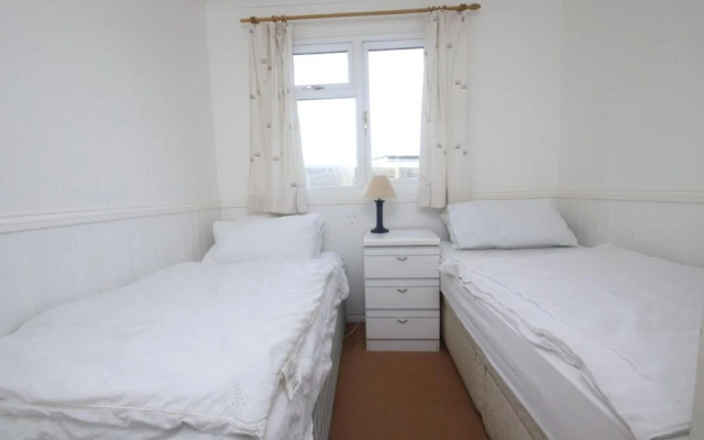 42A Medmerry Park 2 Bedroom Chalet