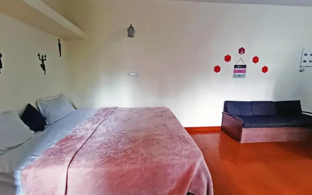 STAYMAKER 7th Heaven Holiday Resort