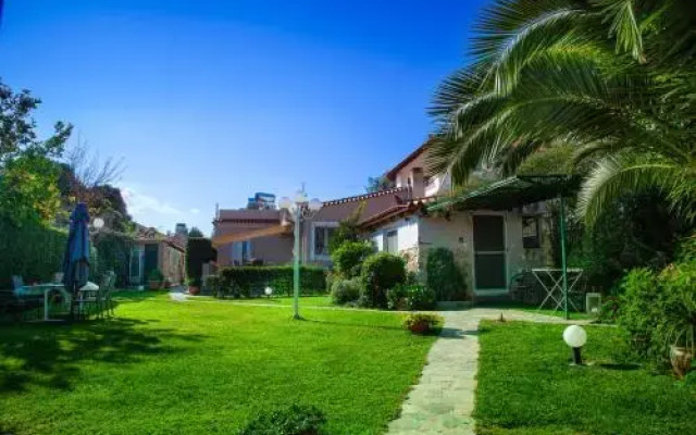 Natalie Apartments