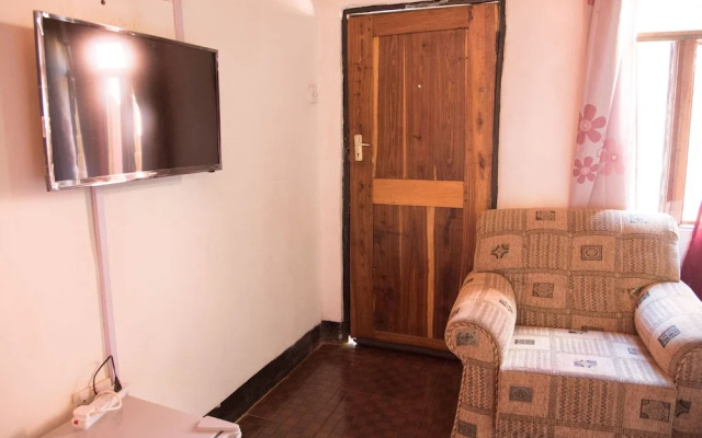 Okavango Lodge