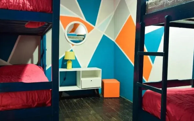 El Viajero Downtown Hostel & Suites