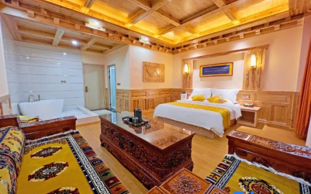 Litang Qianhu Zangzhai Hotel – Guest Rooms – Litang