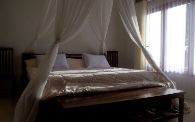 La Belle Etoile Hotel