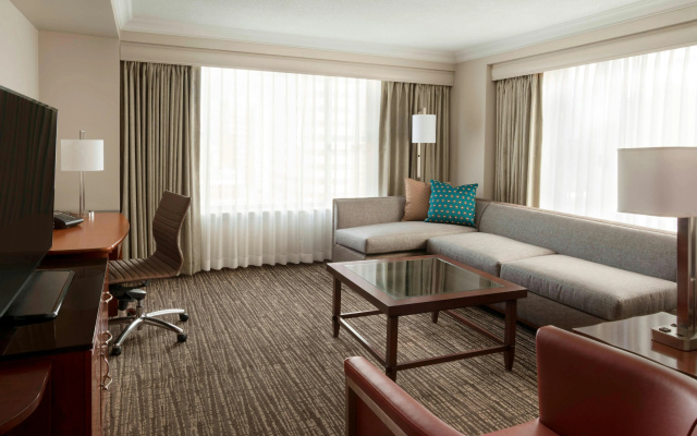 Marriott Downtown at CF Toronto Eaton Centre - Image 7