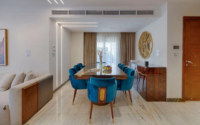 Vesta - Luxury Villa - 3BR - CFC I