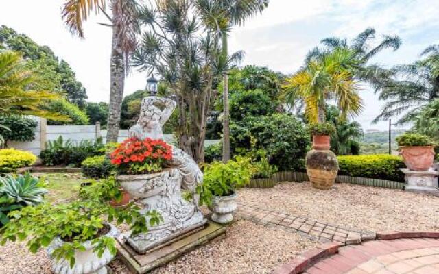Palm Lodge