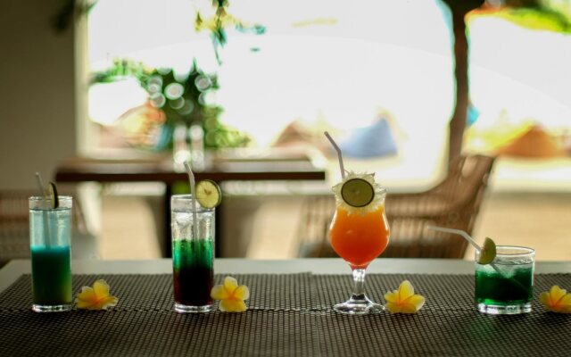 Gili Sands Hotel & Bar