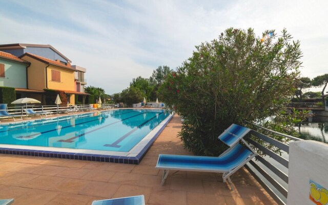 Well-kept Apartment With AC on Isola di Albarella