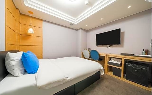 Bay 202 Hotel