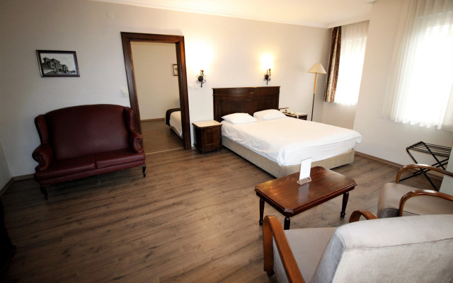 Montania Town hotel