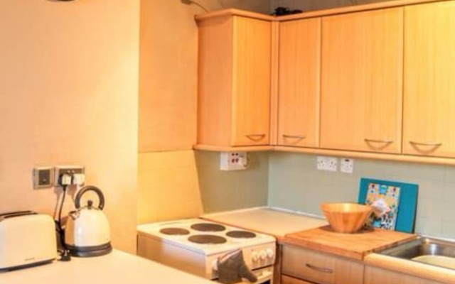 2 Bedroom Central Apartment