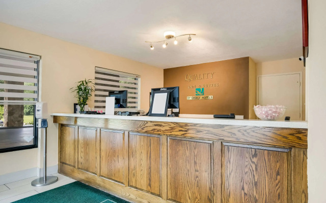 Quality Inn & Suites Mt Chalet