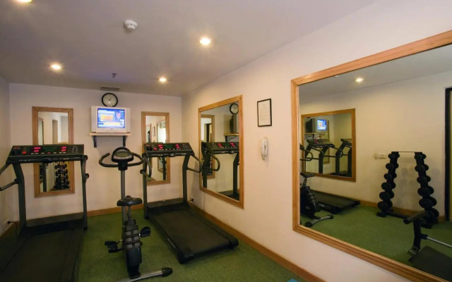 Lemon Tree Hotel, Udyog Vihar, Gurugram