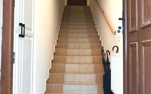 Erkel 19 Apartmanház