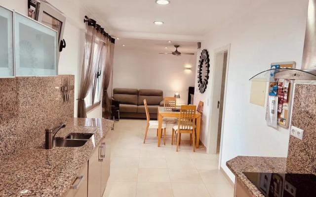 Central Lagos Town Center Apartment Near Marina