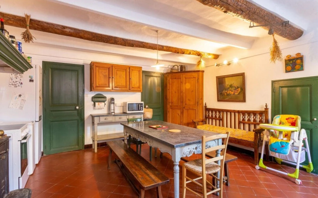 Cozy Holiday Home With Private Pool