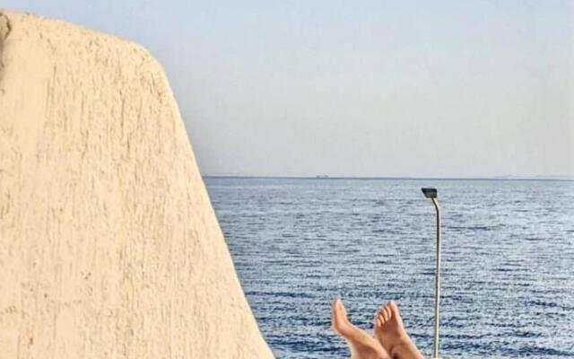 Geo & Art Boutique Hotel