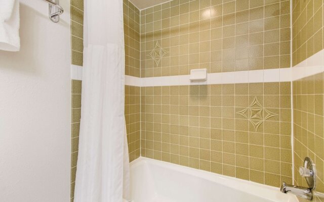 Rodeway Inn & Suites Portland - Jantzen Beach