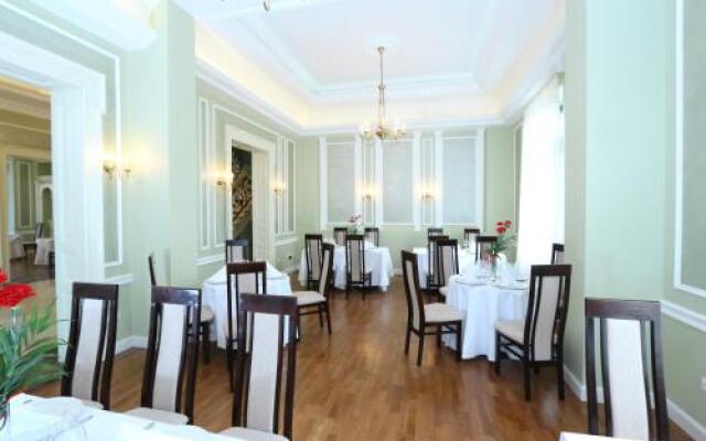 Green Park Boutique Hotel