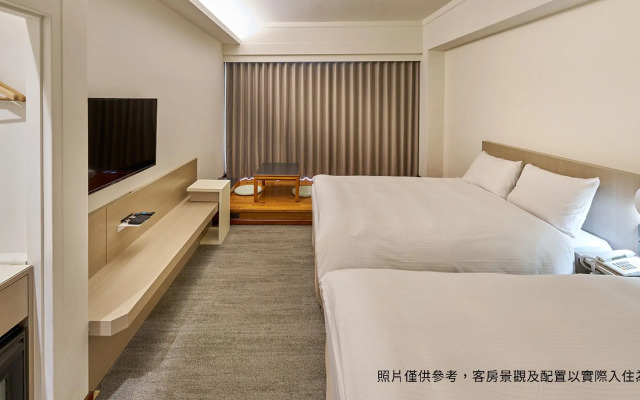 Howard Lake Resort Shihmen Dam