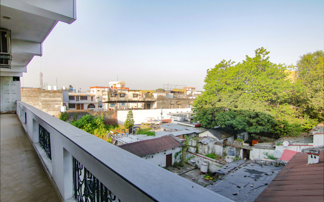 Fabhotel City Palace
