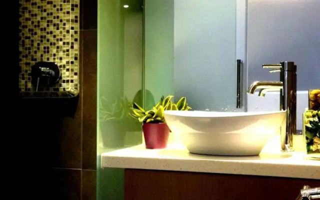 Отель A3 Hotel Hong Kong