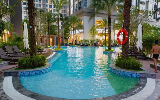 Kim Property Vinhomes Central Park – Pool – Ho Chi Minh City