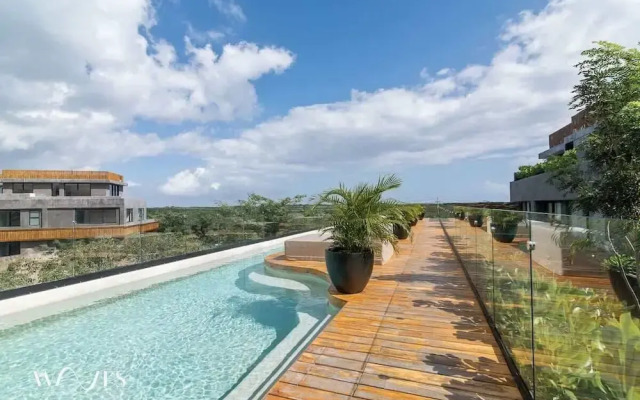 2BR W/private Pool - Steps Away From the Beach