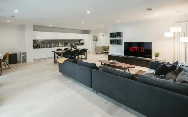 Stunning 3-bed Apartment in London