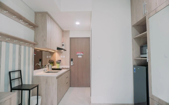Good Choice And Homey Studio Apartment At B Residence