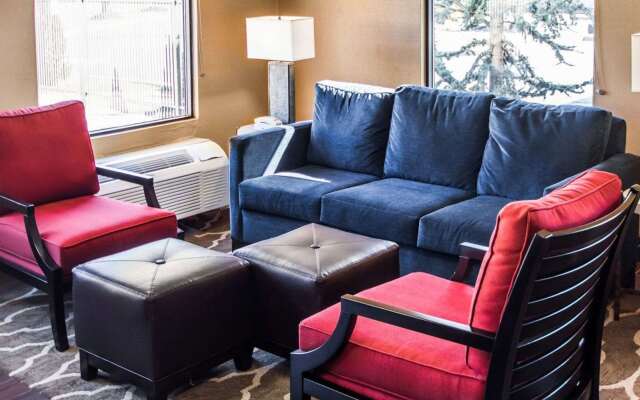 Quality Inn & Suites NJ State Capital Area