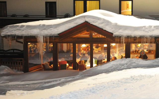 Bike & Ski Hotel Unterellmau