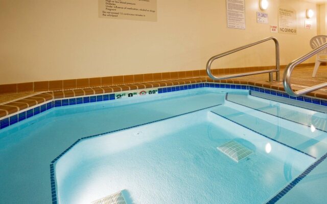 Holiday Inn Express Hotel & Suites Chanhassen by IHG