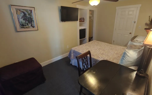 Island Guest House B&B