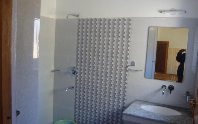 Radhu's Boutique Inn