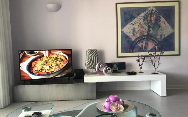 Vilamoura Marina Flat & AC & Wifi