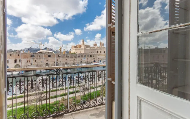 Marina View - Front of Sea Cospicua