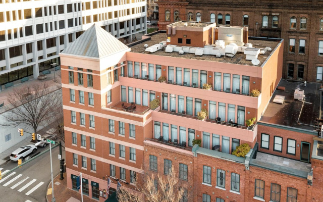 The Berkeley Hotel